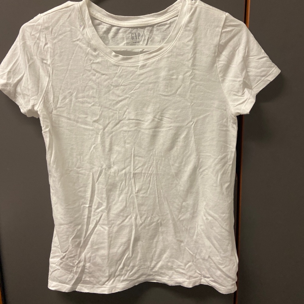 Staple Gap White Tshirt